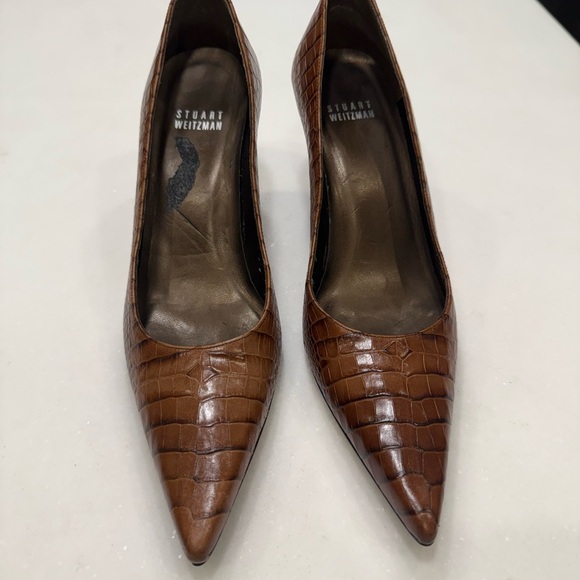 Stuart Weitzman Pumps Heels Sz 7.5 Leather Croc Embossed Brown EUC - Picture 2 of 9